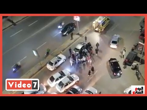 سيارة تصطدم مواطنا بشارع البطل أحمد عبد العزيز والإسعاف تحاول إنقاذه