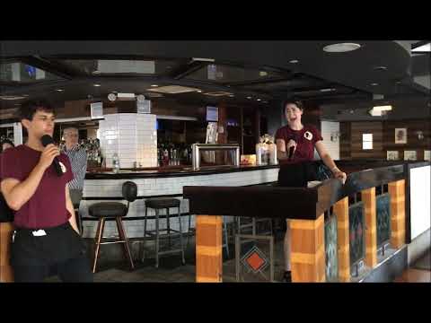 Gayle's Broadway Rose - Singing Waiters, Waitresses - Times Square, NYC - The Phantom of the Opera