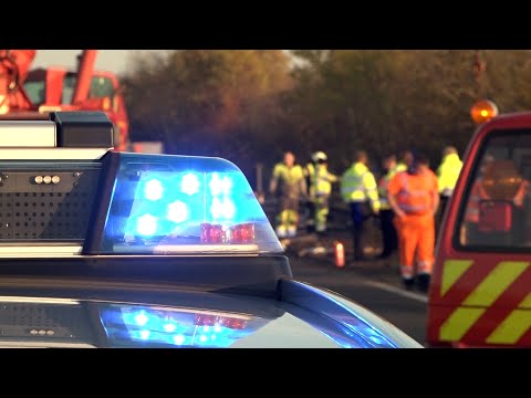 Tödlicher Unfall auf A2-LKW auf der Autobahn überschlagen
