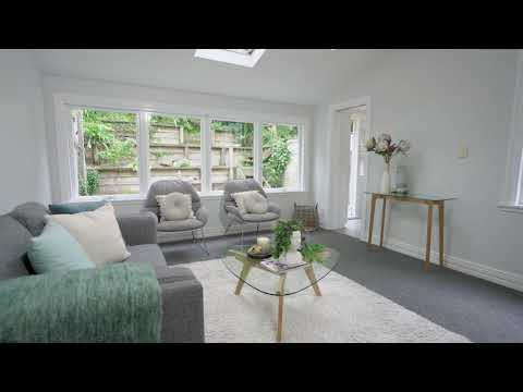 184 Sydney Street West, Thorndon - Wellington (Mike Robbers & Socheata Tep)