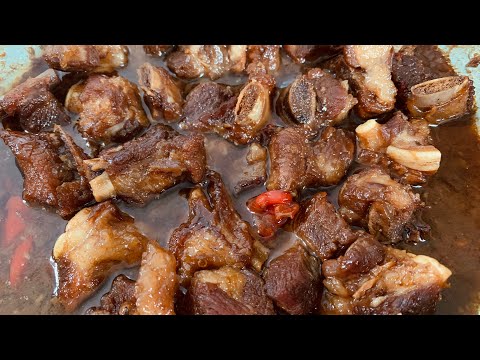 SƯỜN KHO NƯỚC DỪA đậm đà hương vị miền Tây | Bữa ăn ngon trong ngày giãn cách xã hội | Bếp của Gió