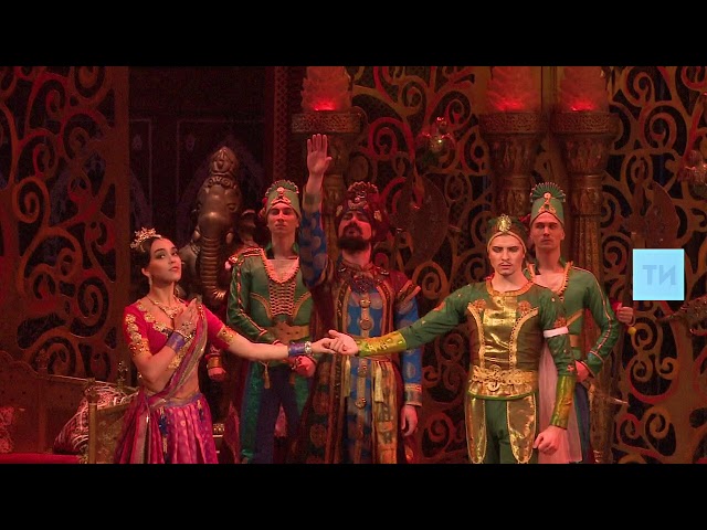 На открытии Нуриевского фестиваля показали историю о несчастной индийской любви