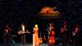 RHONDA VINCENT AND THE RAGE / &quot;Medals For Mothers&quot;