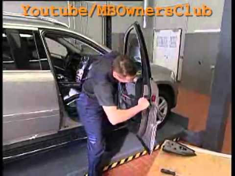 Mercedes-Benz GL-Klasse | Haustür: Ausbau / Montage der Tafel