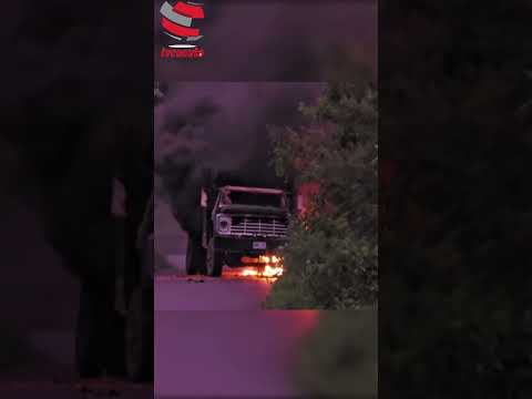 Volqueta con 3xpl0s!v0s bloquea la vía Toledo-Chinácota