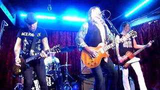 Warner E Hodges Band 'Back In Town' 10.9.15