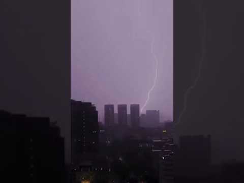 Lightning Flashes in the Sky #shorts