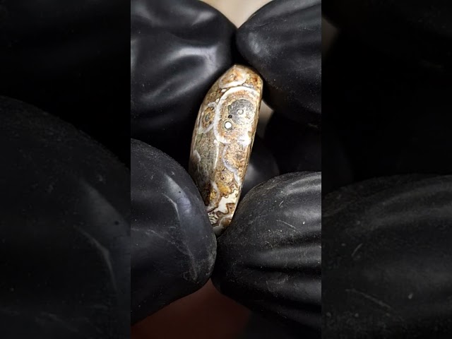 حجر عقيق داؤدي طبيعي