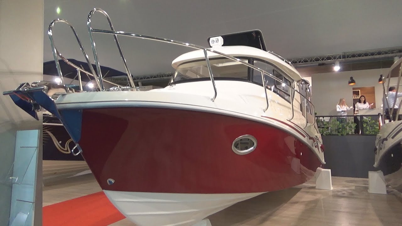 Safter 680 CC Cabin Cruiser Exterior and Interior