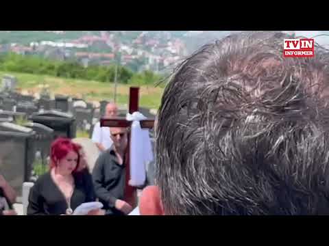 Sahranjen pevač Igor Starović