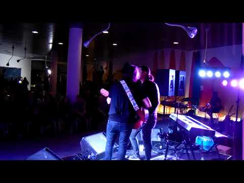 Winger - Miles Away (Acoustic) @ FRF5, Italy, 2018