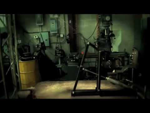 Attack Mech: Pneumatic Automated Props