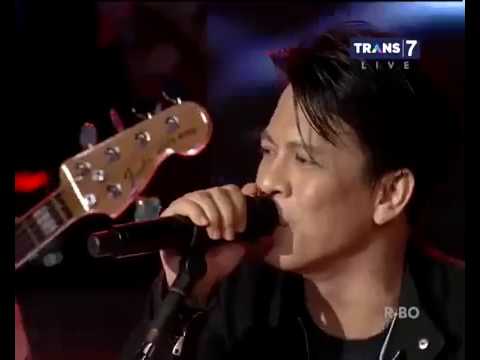 Merinding !! Noah bawakan lagu legend dari peterpan!!