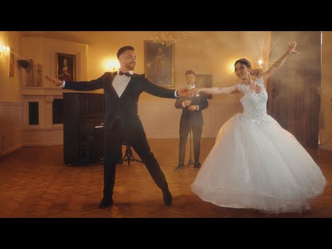 George Pirvan -Pe perna mea #dansulmirilor #valsad #wedding  #nunta #george  #viral #hit