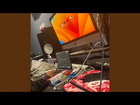 Wait a minute (feat. India, YHG DF & Lyngo)