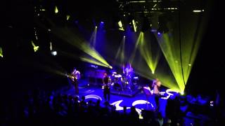 Dream Car Ocean Drive - Oscar And The Wolf (Tivoli Vredenburg Utrecht; 17 januari 2015) (3/3)