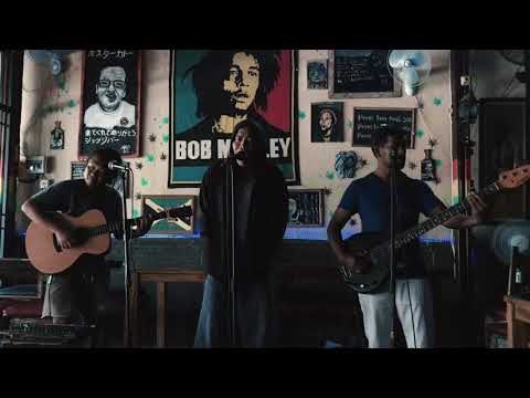 BOB MARLEY - Roots Rock Reggae Cover ( Roland tr8s jam )