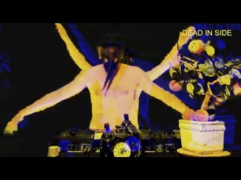 dead in side - 150 black sheeps [Katilinė]