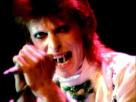 David Bowie - All The Young Dudes (Live At Hammersmith Odeon, 1973)