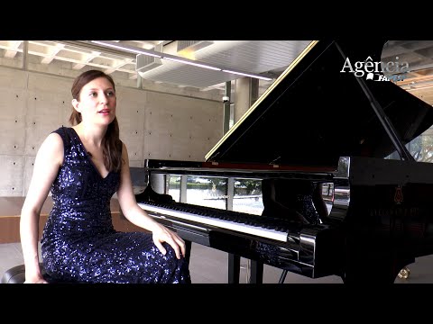 Concerto com a pianista francesa Eloïse Bella Kohn em homenagem aos 60 anos da FAPESP