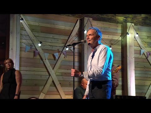 Bryn Fôn a’r band - Strydoedd Aberstalwm