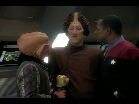 Star Trek:DS9 -Sisko and Quark Negotiates with Karemman Trader to Help Find the Founders