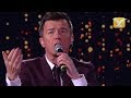 Rick Astley - Never Gonna Give You Up - Festival de Viña del Mar 2016