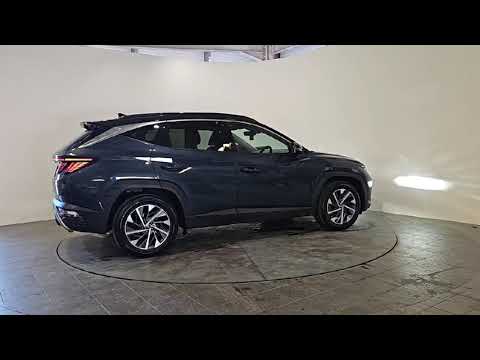 Hyundai Tucson 2WD Executive Plus w 2 Tone Roof - Image 2