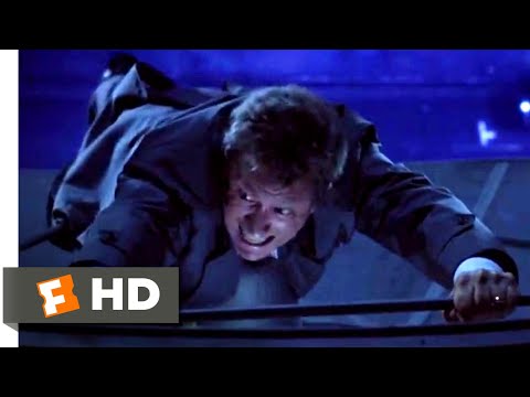 驚天動地 (1989) - 電視臺打鬥場面 (6/10) | 卡通片剪輯 (Shocker (1989) - TV Station Fight Scene (6/10) | Movieclips)