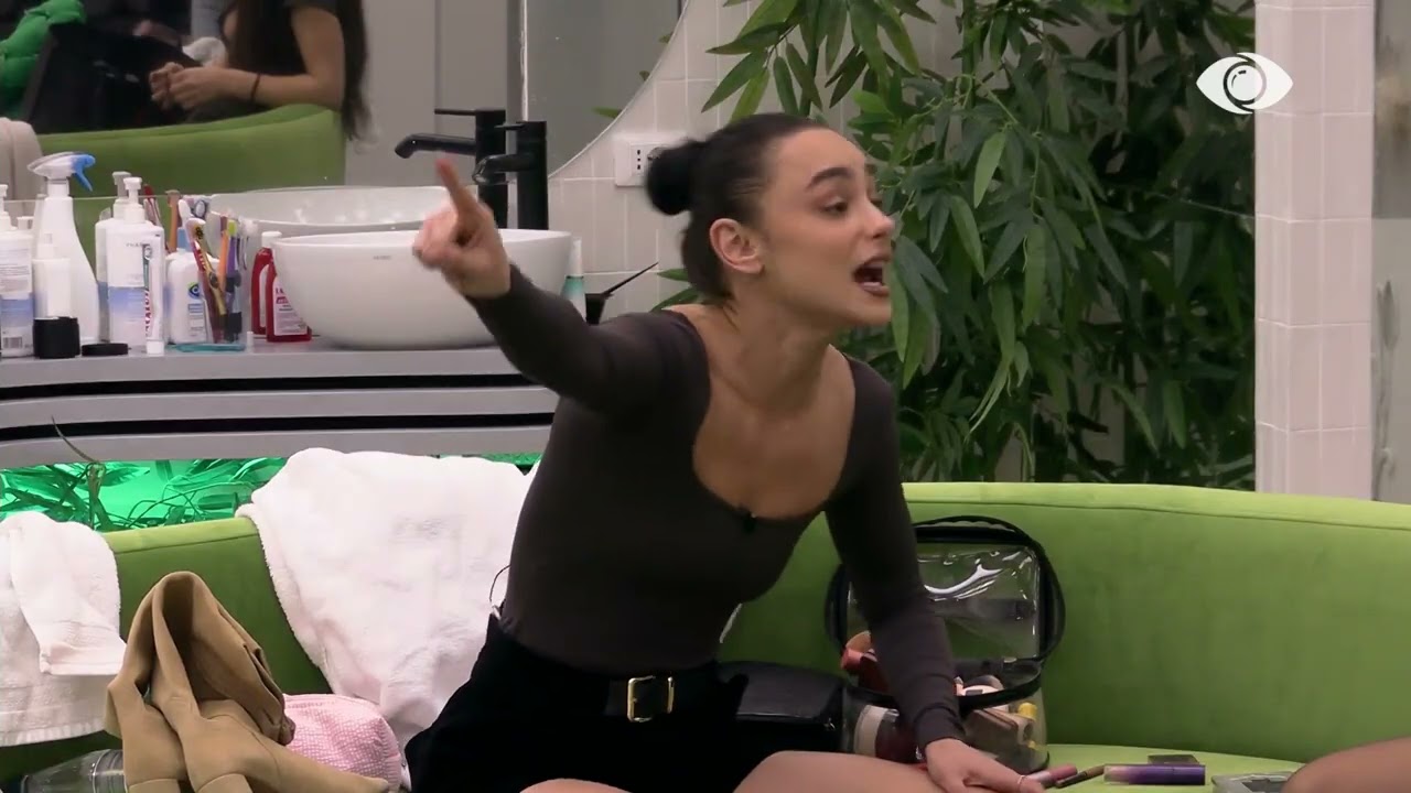 “E ndoqe Gjestin”/ Vijon debati Livia-Egli: Ti e kupton çfarë ke bërë?