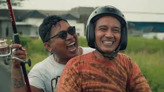 Download lagu Joni Agung & Double T ~ Santai ke Pantai mp3 Download lagu Joni Agung & Double T ~ Santai ke Pantai mp3