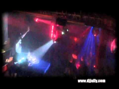 Dj Jully feat DM BOYS - Gostosa (Extended) DVD NA ESTRADA 2