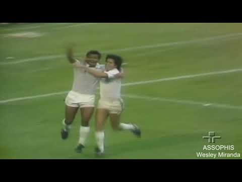 Santos 3 x 2 Flamengo - 27/02/1983 - Quase 117 mil pessoas para ver esse jogão!