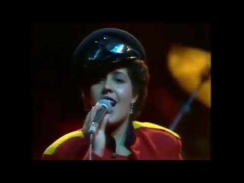 Poly Styrene and X Ray Spex - Old Grey Whistle Test