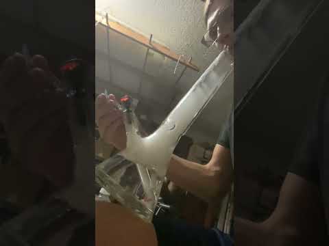 Late night bong rips in the hotbox #mav #shorts #bongrips