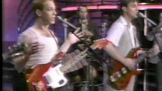 &quot;Insects&quot;-Oingo Boingo on American Bandstand (1982)