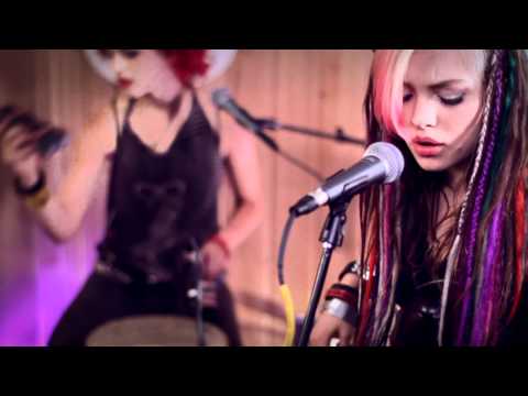 Too Many Faces - Cherri Bomb