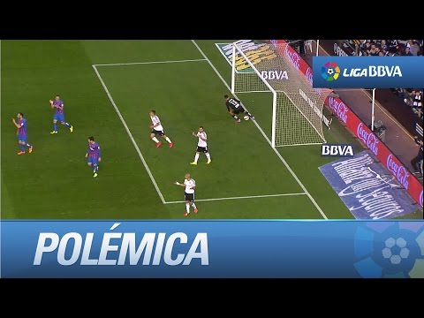 Polémica: Gol mal anulado a Alcácer