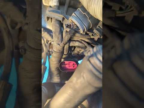 2015 Volkswagen Golf GTI Cooling Fan Removal