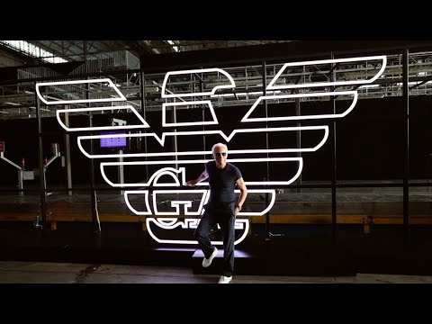 Emporio Armani - 2019 Spring/Summer Fashion Show - #EABoarding Highlights