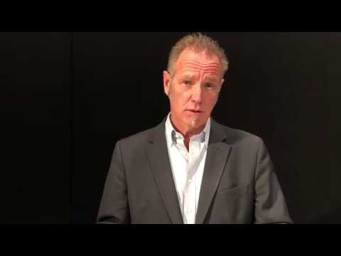 Mit FAKENEWS und SHITSTORMS richtig umgehen | Prof. Eichsteller