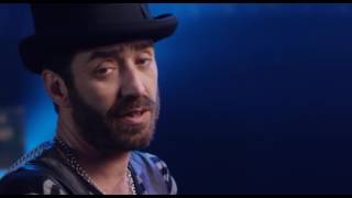 Daniele Silvestri, concerto. La mia casa, Canale 21. Daniela Langella