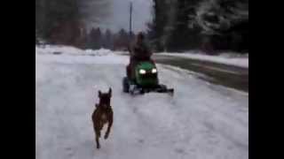 preview picture of video 'Snow plowing with my John deere Saber'