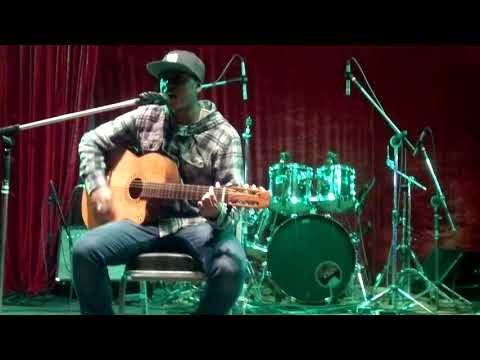 Charlie Brown Jr - Só os loucos Sabem (Cover Yuri Fernandes) FLIP 2010