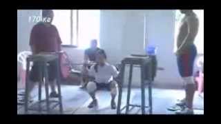 Chen Wei-Ling - 375 lb Raw Squat @ 101 lbs (170@46 kgs)