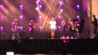 San Marino: 1st rehearsal Eurovision 2011 / Senit - Stand By