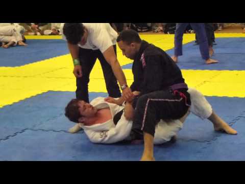 2nd Southern BJJ Open 2013 - Purple Adult - Medium-Heavy - Match 1