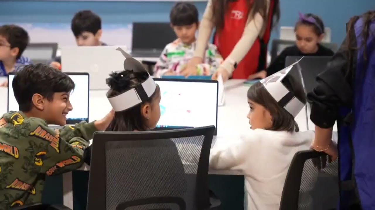 DOST İnklüziv İnkişaf və Yaradıcılıq Mərkəzində Dünya Ekoloji  Təhsil Günü ilə əlaqədar təlim təşkil olunub