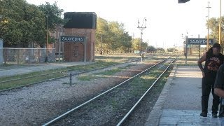 preview picture of video 'A PUAN con los coches del Museo Raul Scalabrini Ortiz'