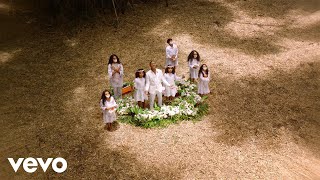 Los Niños Lyrics English Translation